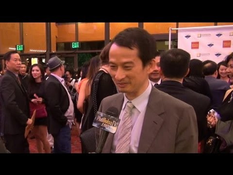 ĐD Trần Anh Hùng: "Đó là tác phẩm tôi tặng mọi người. Ai muốn lấy thì lấy."