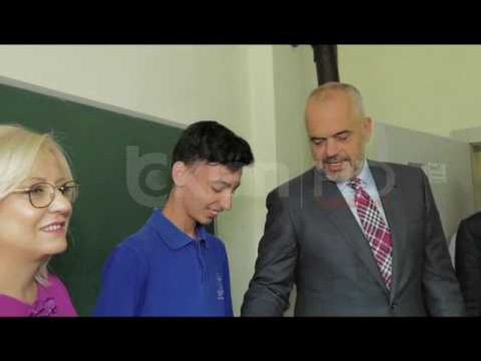 KRYEMINISTRI URON NXENESIT PER VITIN E RI SHKOLLOR