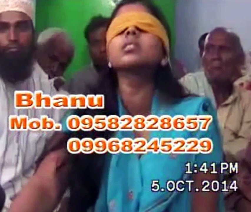 Girl Caught By Saudi Arabia Sheikh's Ghost With Hindu Pandit Ghost in India - Must Watch