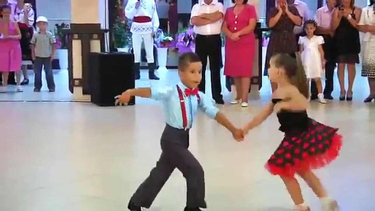 Children cool dance