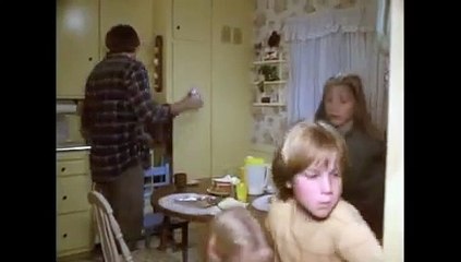 Scenes From "The Burning Bed" (1984)