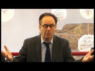 Ora News – Mbi 90 shtëpi botuese në panair. Ymeri: Kemi letërsi provinciale