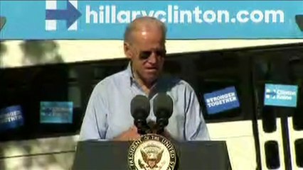 Video herunterladen: Biden warns voters about importance of election