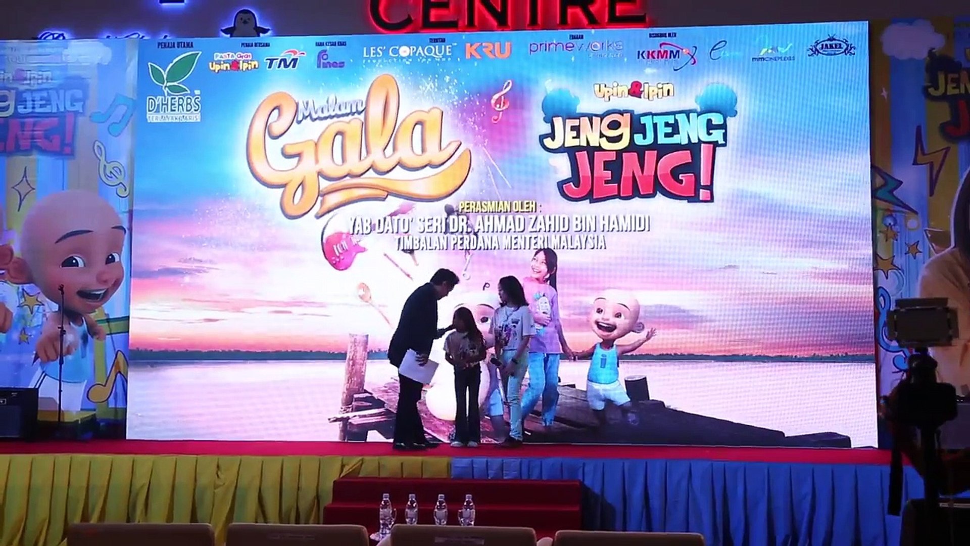 Berita Malam Gala Upin Ipin Jeng Jeng Jeng Video Dailymotion