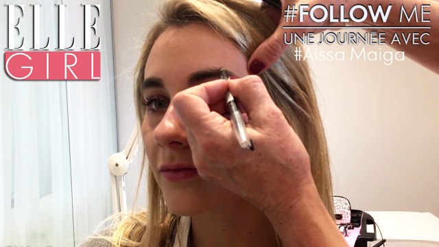 240 secondes pour un corps de rêve à l'arrêt de bus avec Camille et les garçons | Follow Me, une journée avec... Déborah François | En exclusivité sur ELLE Girl