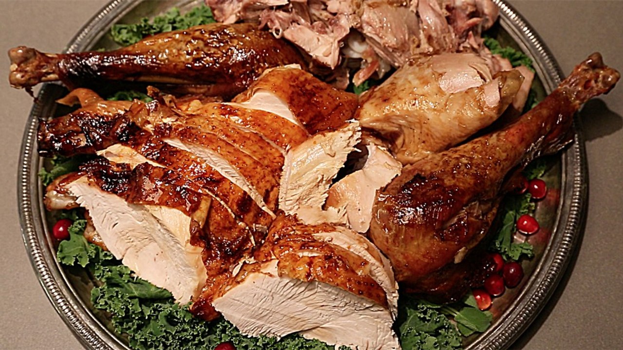 This is how you carve a turkey.