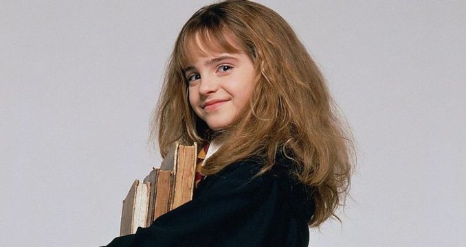 Of course Emma Watson is hiding feminist books all over the London tube