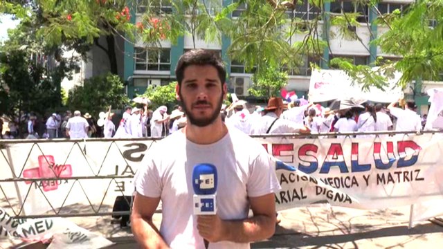 Informe a cámara: Médicos paraguayos inician huelga de tres días en reclamo de mejora salarial