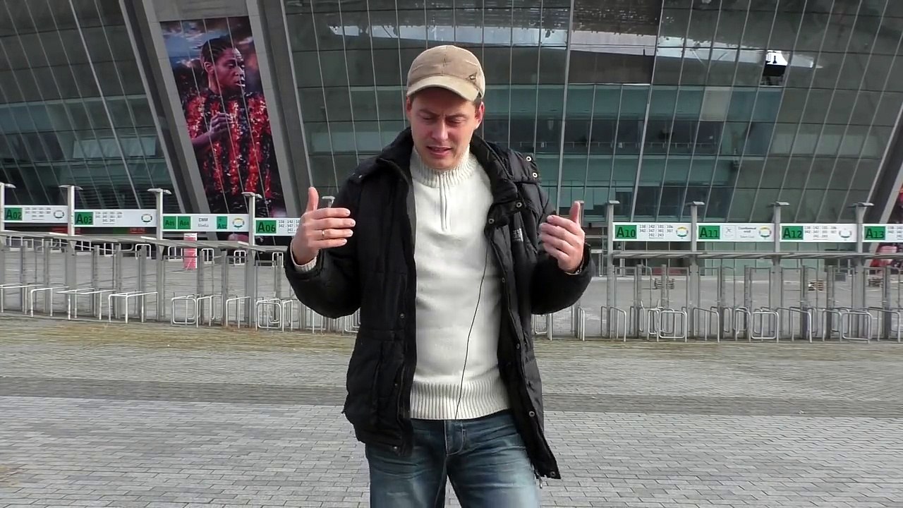 Житель Донецка показал, что случилось с автосалонами, работавшими в городе до войны