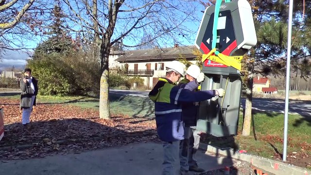 Hautes-Alpes : La première borne pour véhicules électriques du Champsaur à Chabottes