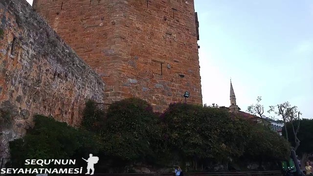 Alanya Gezilecek Yerler - Kızılkule ve Çevresi