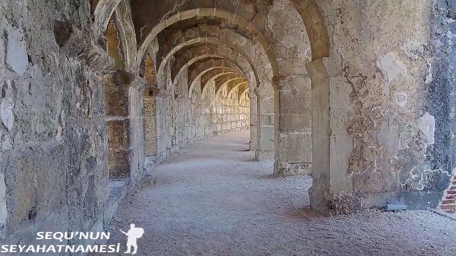 Aspendos Gezilecek Yerler - Aspendos Antik Tiyatrosu - 2