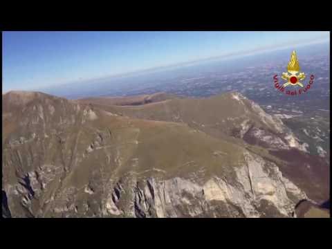Ascoli Piceno - Sorvolo aereo monte Vettore (02.11.16)