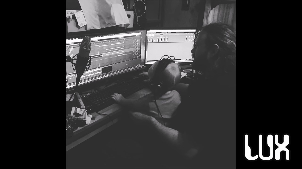 Lux (Ambient Guitar)