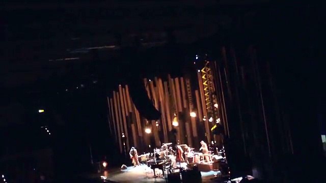 Bob Dylan -November 9 2015 in Hamburg Blowin in The Wind