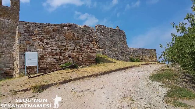 Enez Gezilecek Yerler - Enez Kalesi Girişi