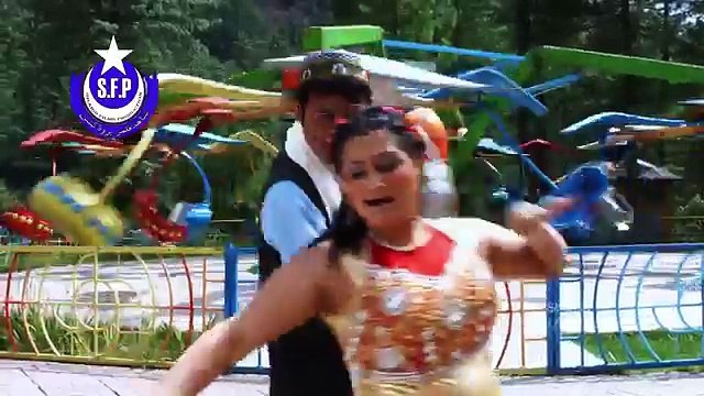 Gull Panra, Sumbal Khan, Chanda - Pashto HD film ZA YUM KAKAY KHAN Cinema Scope Song Zulfi Mi Tingi