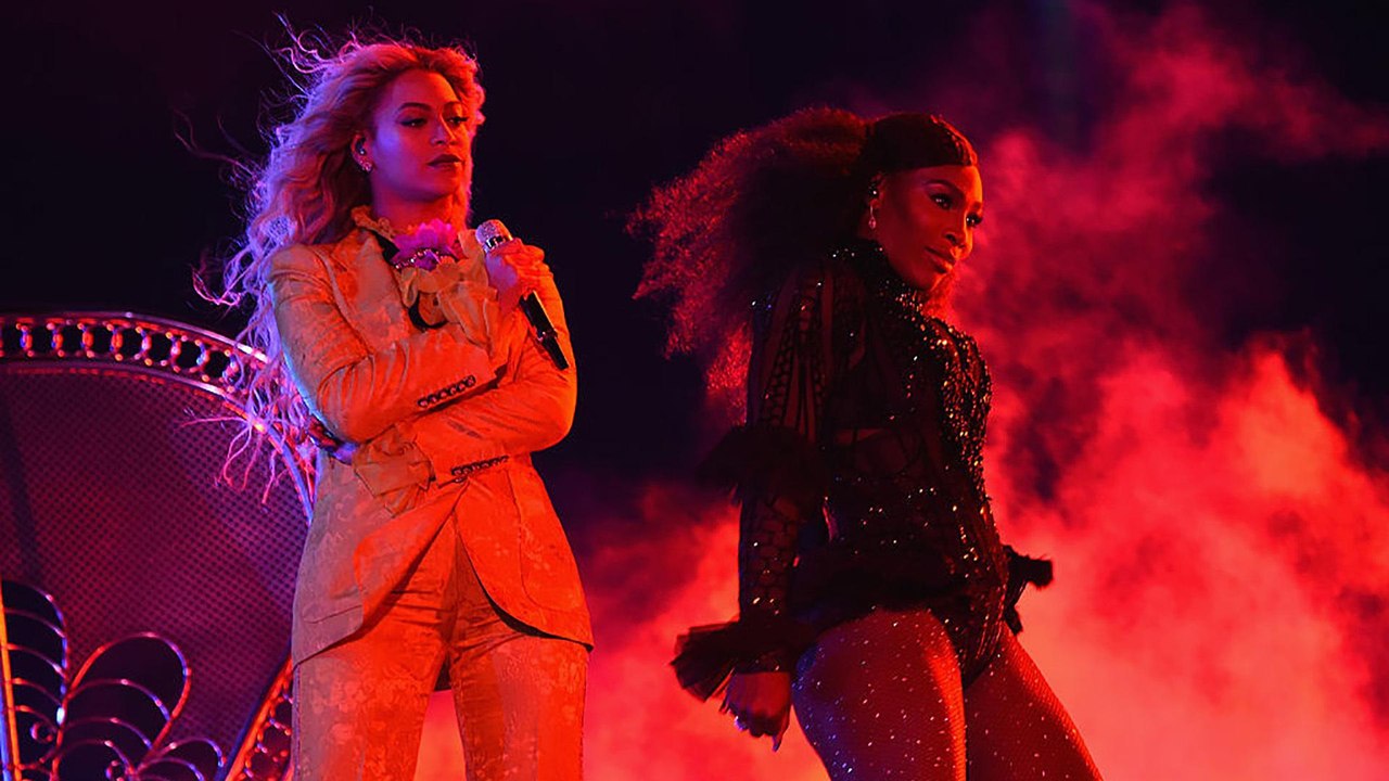 Serena Williams Twerks With Beyonce