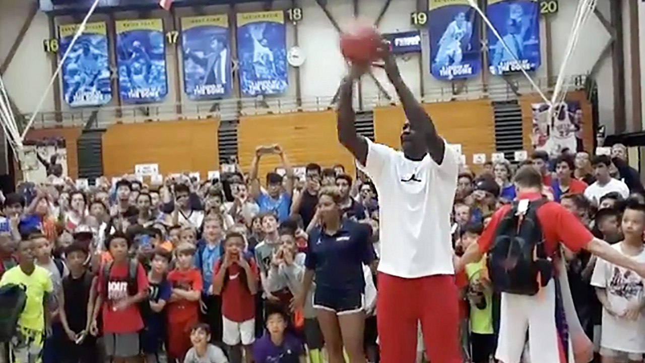 Michael Jordan Doesn't Let Kids Get Free Jordans, Still the G.O.A.T.