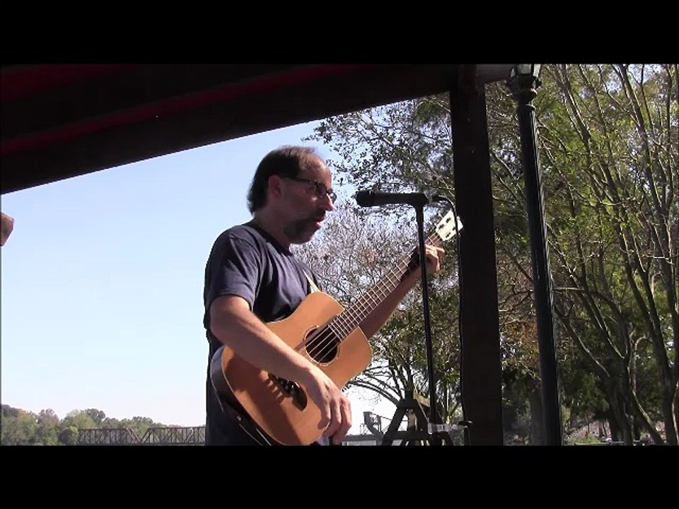 chris hardy - kung fu fighting (Carl Douglas cover)