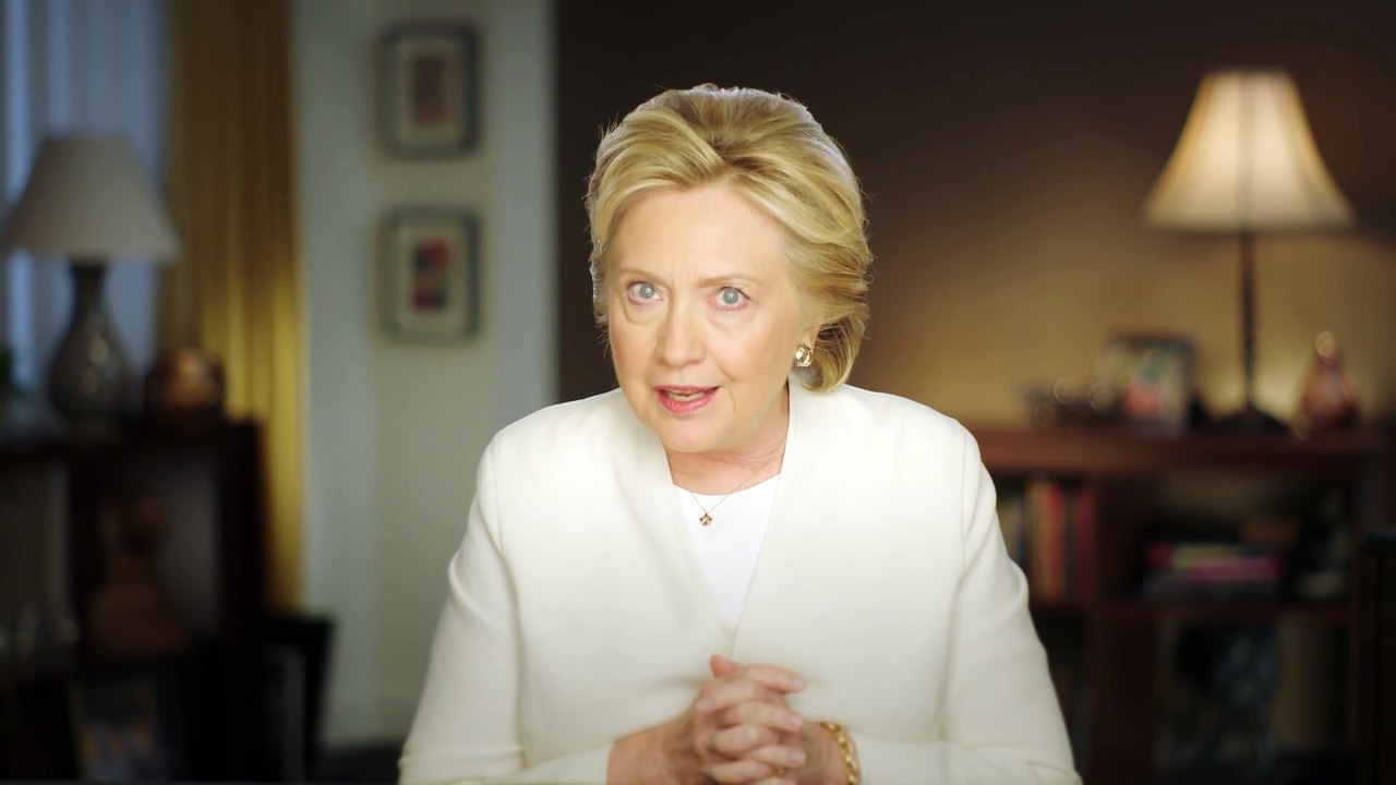 Dernière pub d'Hillary Clinton avant les élections : une mamie ! Elections présidentielles 2016 - Etats Unis