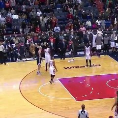 L'expulsion ridicule de John Wall contre Houston