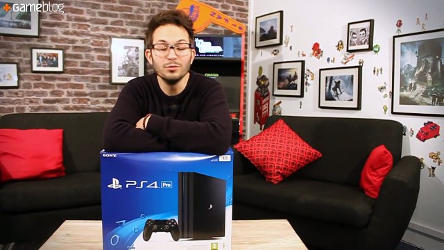 PS4 Pro vs PS4 Standard - Notre Unboxing de la nouvelle console de Sony