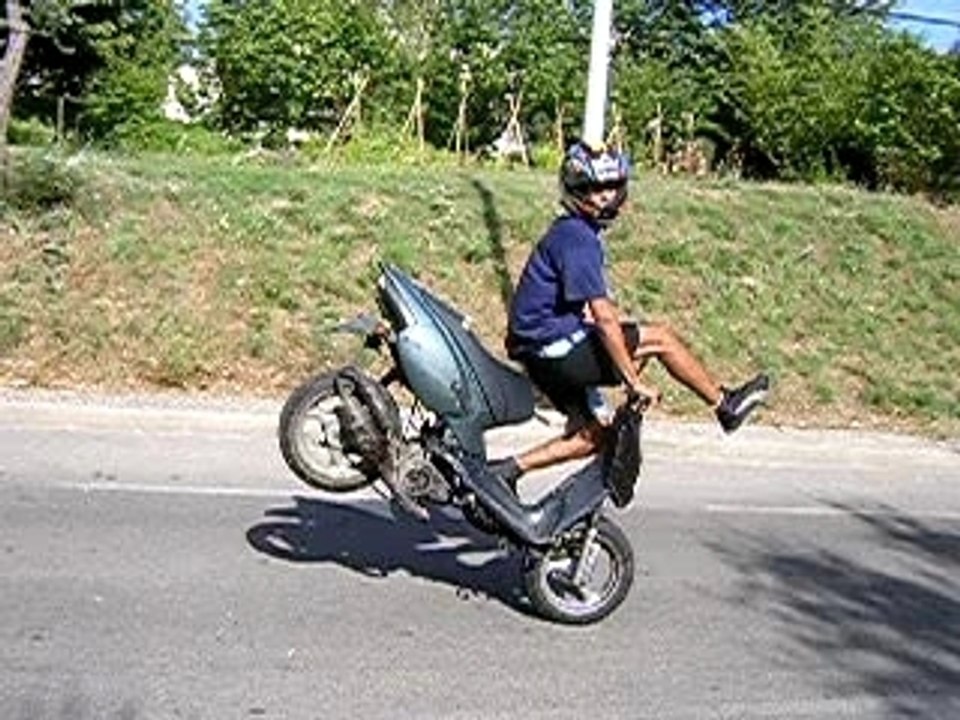 stoppie slick