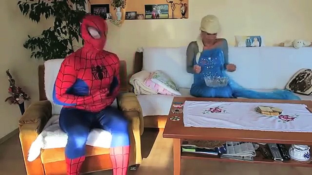 Frozen Elsa vs Joker Girl TWIN PRANK! w/ Spiderman, Bad Baby Joker Superhero IRL