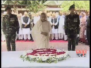 টুঙ্গিপাড়ায় বঙ্গবন্ধুর সমাধিতে প্রধানমন্ত্রীর শ্রদ্ধা