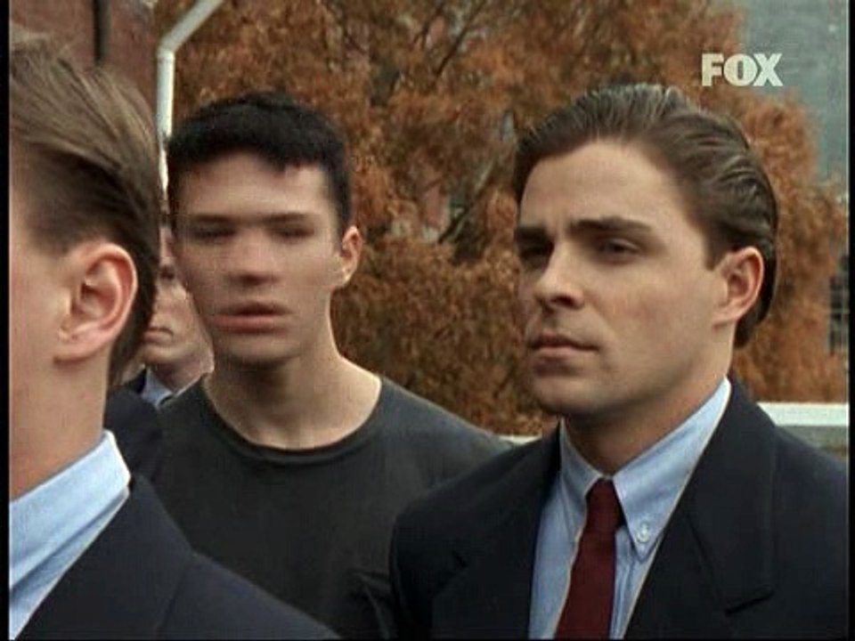 Oltre i limiti - 2x08 Straight and narrow