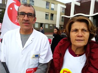 Langon : les personnels soignants manifestent devant l'hôpital