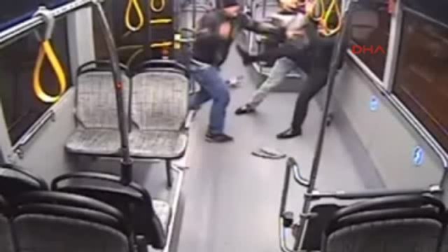 Antalya Otobüs Şoförünü Demir Çubuklarla Öldüresiye Dövdüler