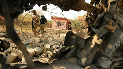 Irak ordusu Musul yakınlarında toplu mezarla karşılaştı