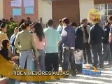 PIDEN MEJORES AULAS - CHOTA