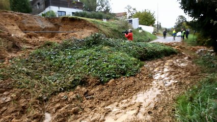 Rupture d'une canalisation d'eau  à Gan : la boue dans les maisons