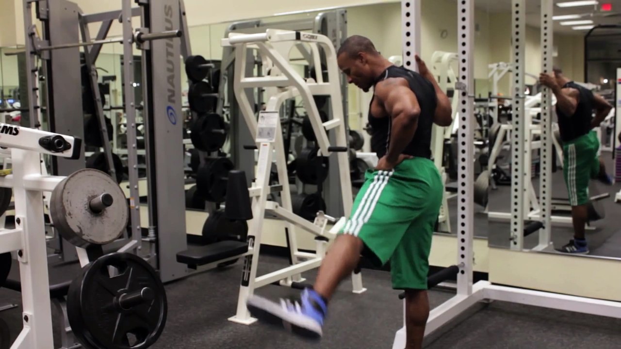 Side Leg Lifts for Bigger Hips   Fitness & Exercise Tips