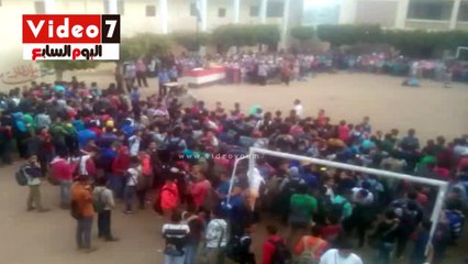 فرحة بين طلاب مدرسة إعدادية بالمنوفية لإعادة امتحاناتها