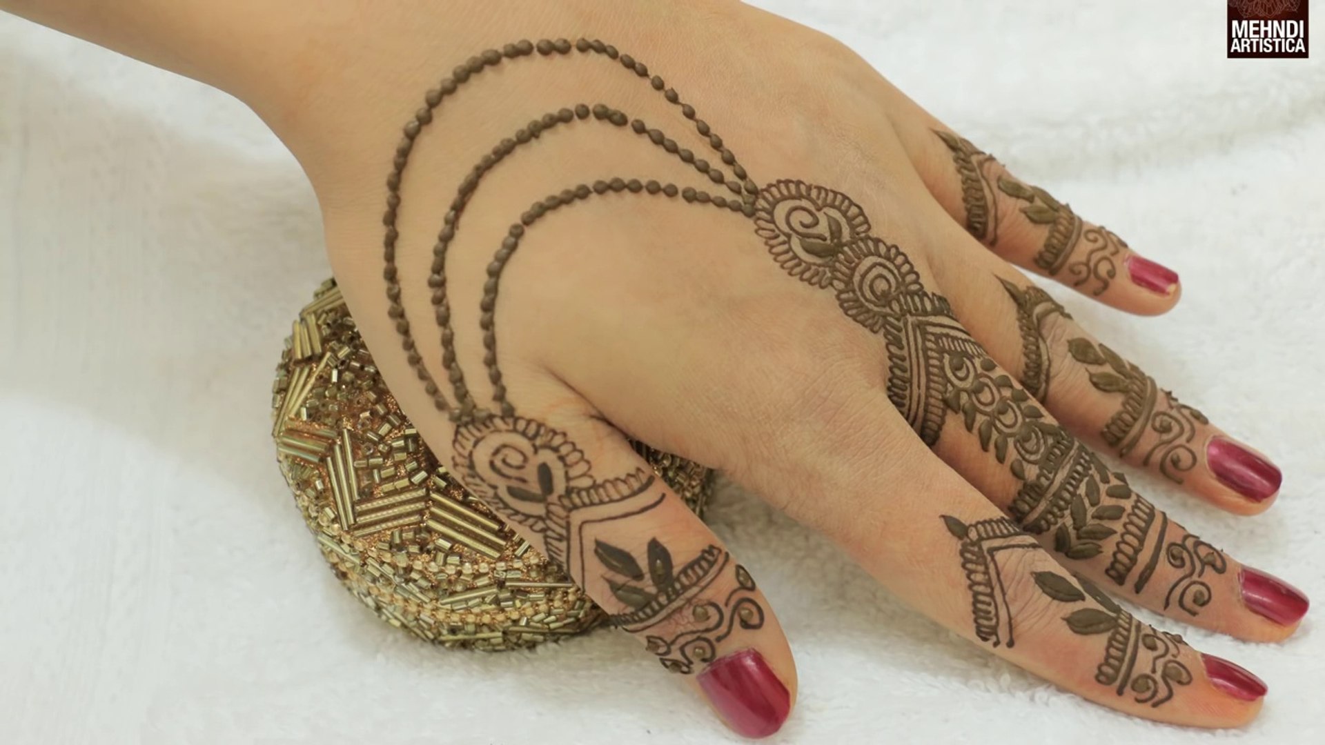 Creative Girlish Easy Jewelry Mehndi Designs For Hands Latest