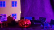 Halloween Rhyme: Trick or Treat! (Peppa Pig Classroom Playset) | Ks Toys