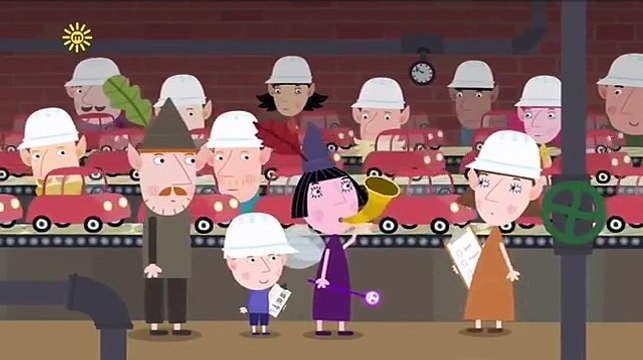 Ben and Hollys Little Kingdom || Plum and the wise old elf swap jobs