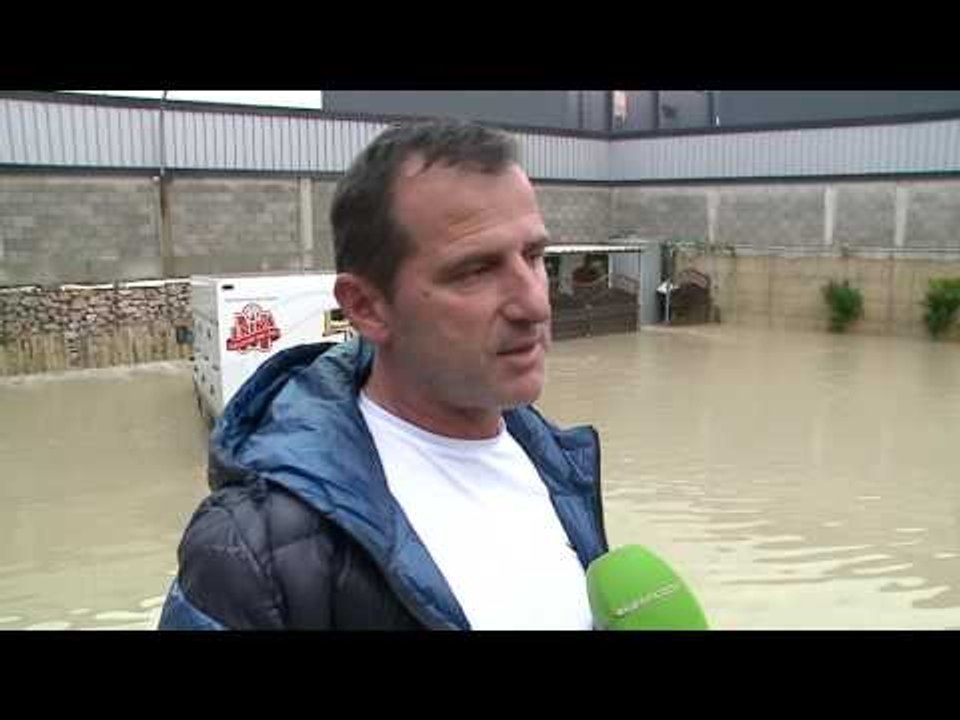 Përmbytja e bizneseve, dëmet përgjatë autostradës Tiranë-Durrës - Top Channel Albania - News - Lajme