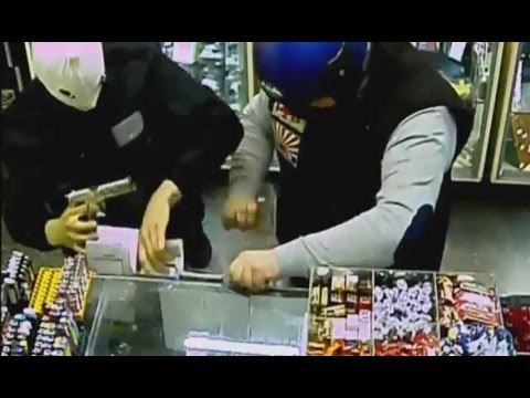 Bari - Rapine in supermercati, arrestato 25enne (08.11.16)