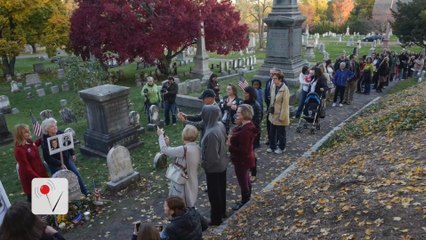 Hundreds of People Line Up to Place 'I Voted' Stickers on Susan B. Anthony's Grave