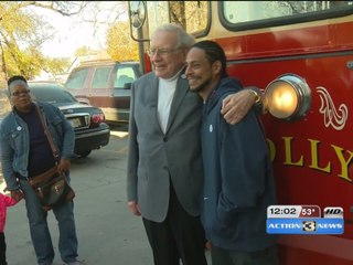 Warren Buffett makes good on promise