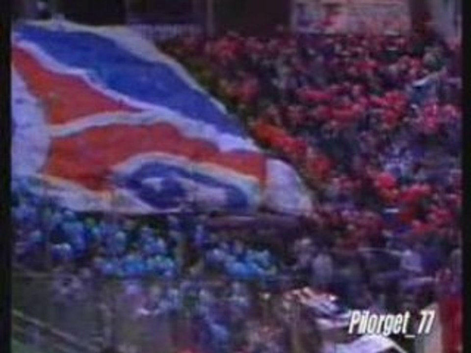 PARME-PSG 95-96, PARISIENS et FUMIS