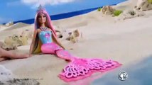 Barbie en Francais Sirène Couleurs Magiques Poupée Publicité