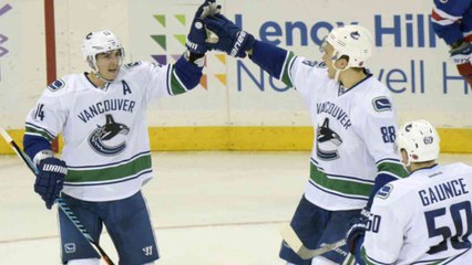 Canucks End Nine-Game Losing Streak
