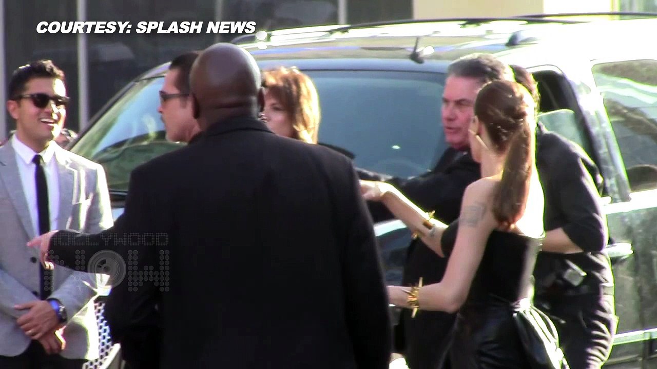 Brad Pitt & Angelina Jolie Had A SEXLESS MARRIA...