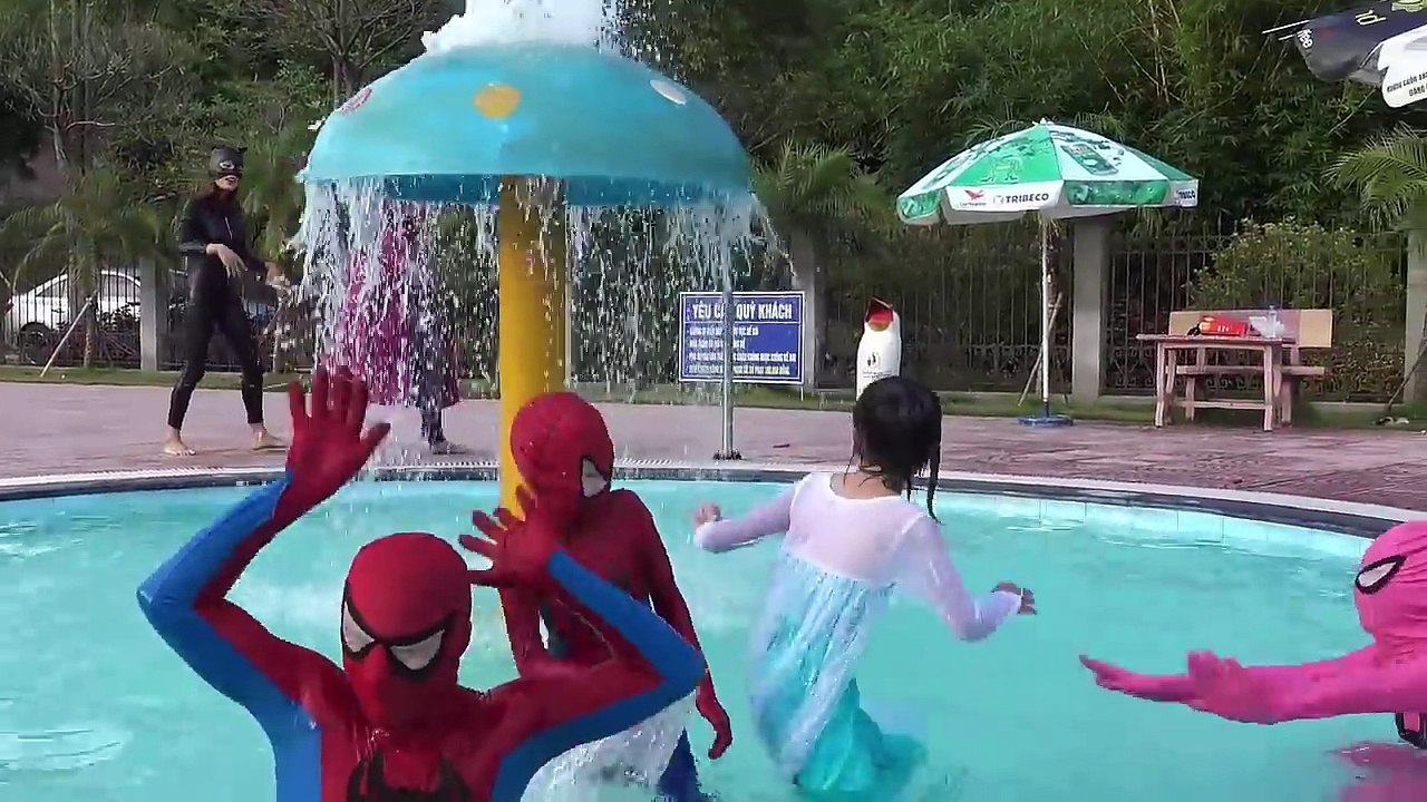Frozen Elsa Fainting Spiderman give Zombie! joker, pink Spidergirl Fun Superheroe in real life movie